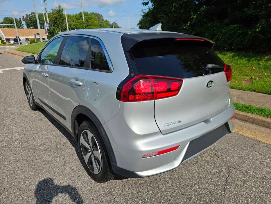 Kia Niro FE      2017