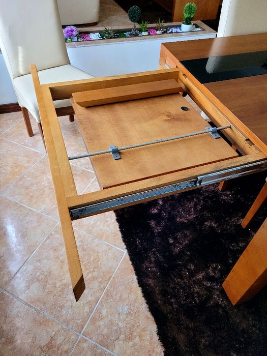 Mesa extensível sem danos