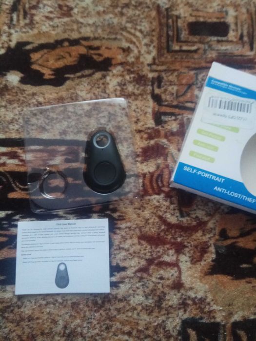пошуковий Bluetooth брелок