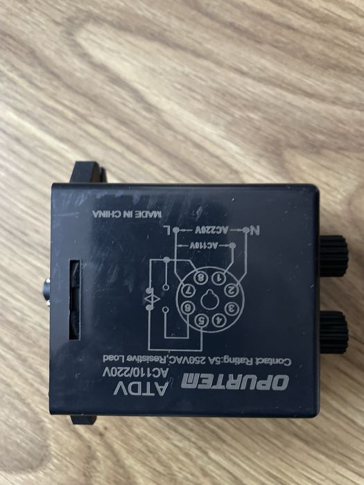 Cyftowy przekaźnik czasowy