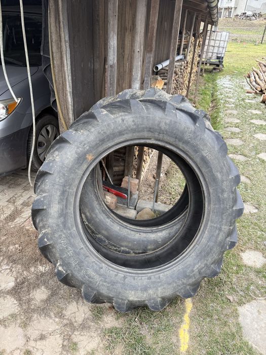 Opony OLSZTYN STOMIL 2 szt. 12.4 R28