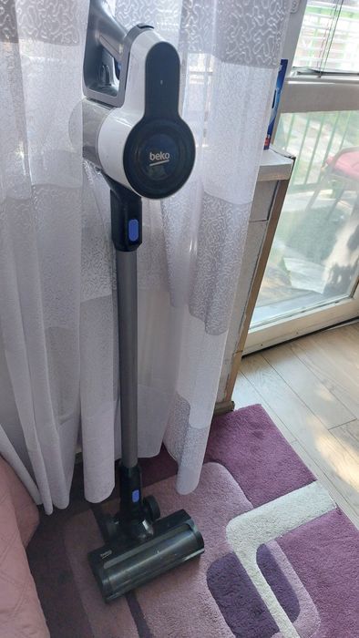 Odkurzacz pionowy beko