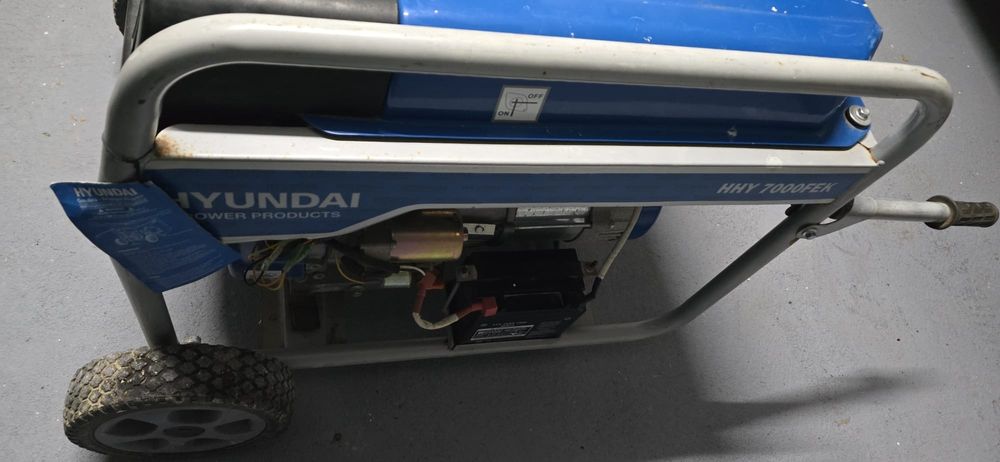 Gerador Hyundai seminovo , gasoleo