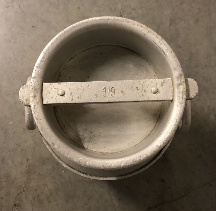 Porta resina muito antigo