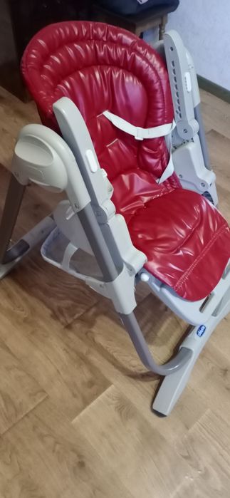 Стульчик для кормления, шезлонг Chicco Polly Magic  с рождения