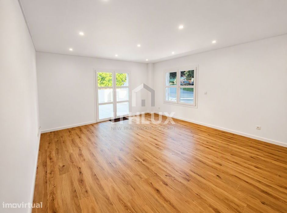 Apartamento T2 com Suíte e Terraço Privativo de 60 m² — Urbanização Ca