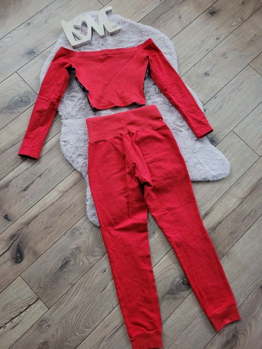 Czerwony dres La Coca komplet la Coca polski producent