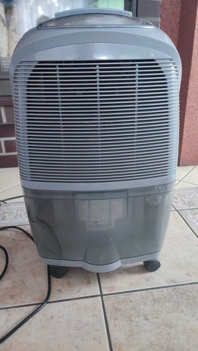 Osuszacz powietrza DeLonghi DEC180