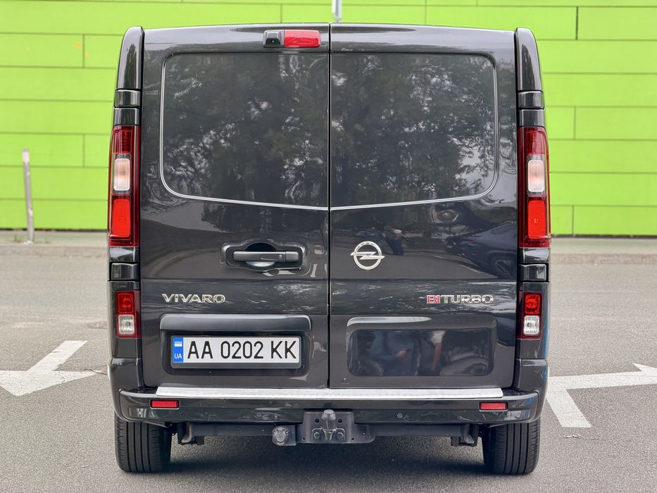 Opel Vivaro 1.6 Bi-turbo (140hp) 2016