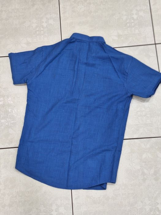 Продам рубашку з коротким рукавом
