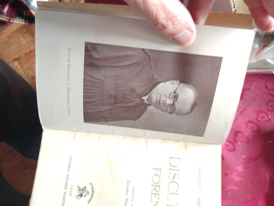 Discursos forenses- Francisco J.Fernandes Junior- 1 edição - 1947 - Livraria Tavares Rodrigues Porto-20E.- Churchill-memorias da 2- Guerra-3E Desde 3E