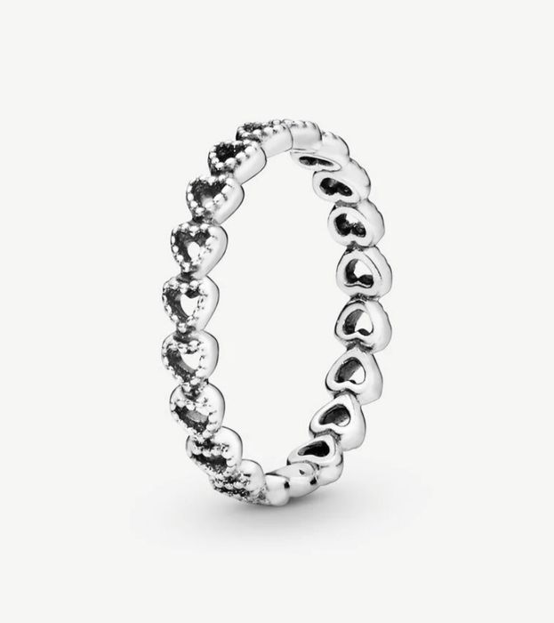 Pandora anel arco de corações
