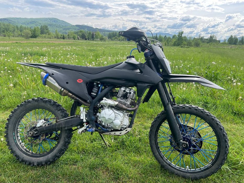 Крові адванс 300, 2025 рік