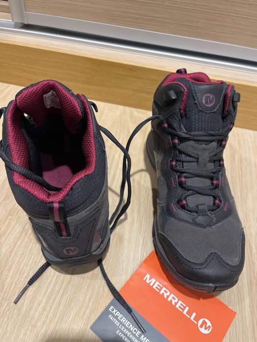 Botins Merrell novos