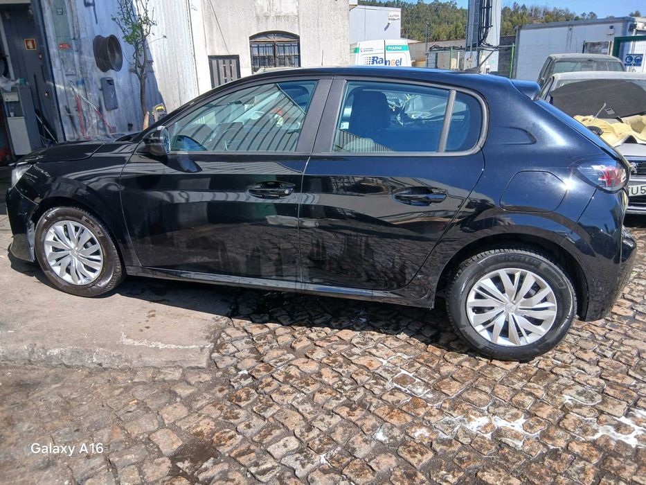 Peugeot 208 1.2 PureTech Gasolina