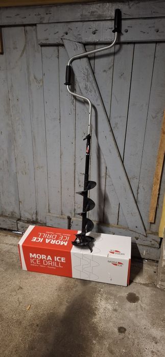 Nowy świder do lodu