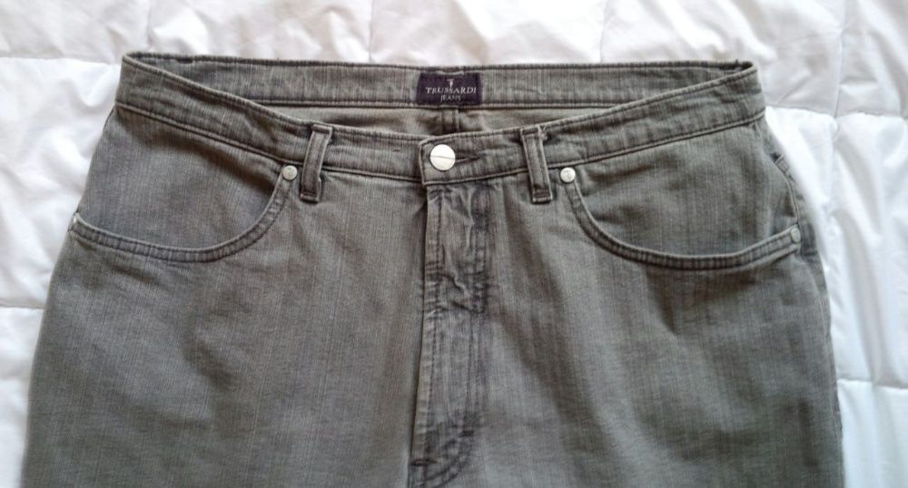 Джинсы Trussardi