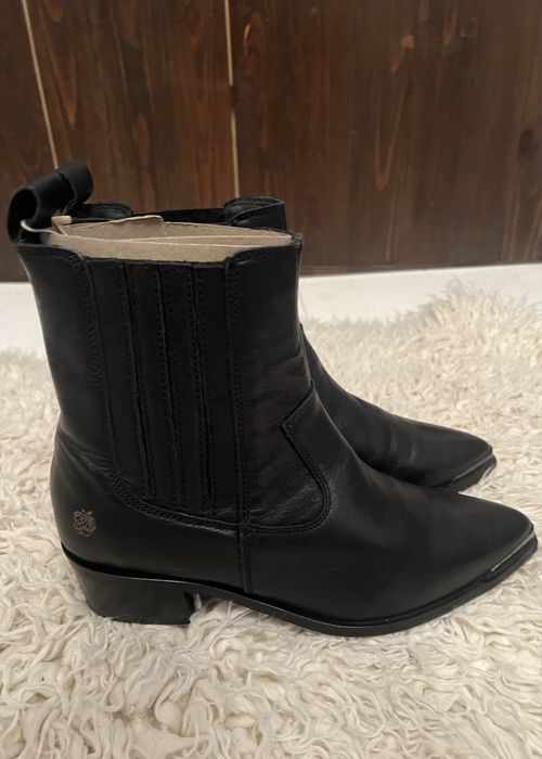 Черевики козаки жіночі Apple 40