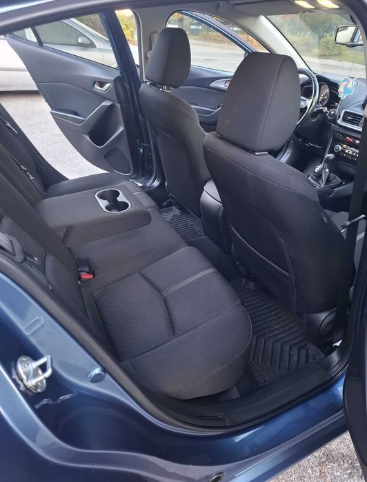 Mazda 3 hatchback. Skyactive 2.0 120 KM. Polski salon.