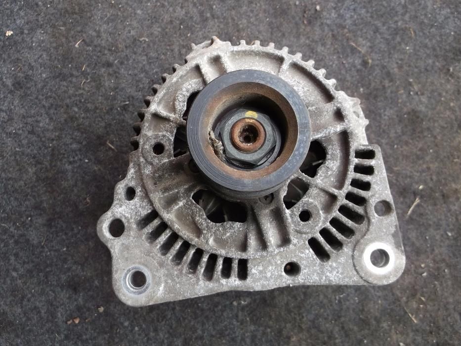 skoda FELICIA 99r 1.6 8v alternator bosch 70a
