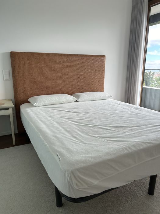 Cama de Casal (sem colchão)
