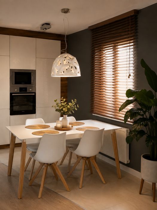 Designerska lampa wisząca nad stół – biała, geometryczna, 40 cm