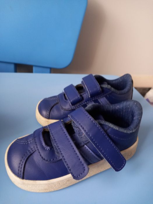 Buty adidas rozmiar 22