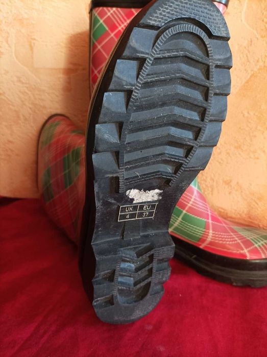 Сапоги резиновые , б/у