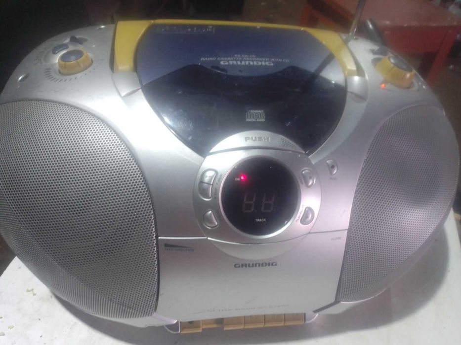 Магнитофон Panasonic