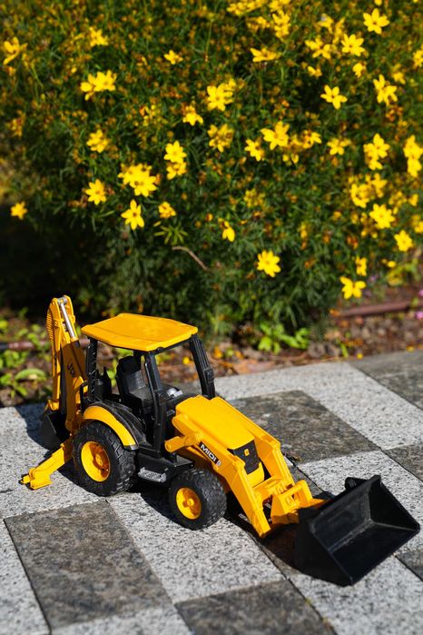 Іграшковий набір будівельної техніки