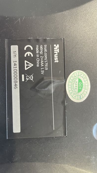 Продам мини клавиатураTRUST,мышка тоже