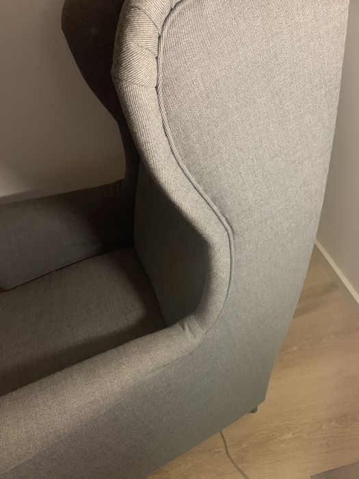 Poltrona strandmon ikea cinza