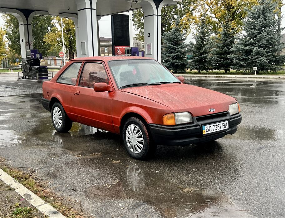 Ford Escort 1987г. 1.3л. Бензин
