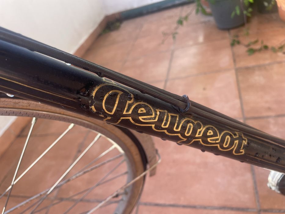 Bicicleta antiga Peugeot