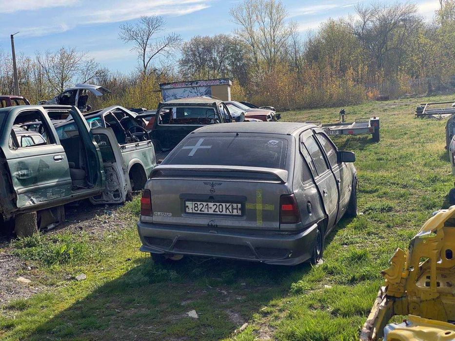 Opel Kadett E CC 2.0 OHC 8V МКПП авторазборка