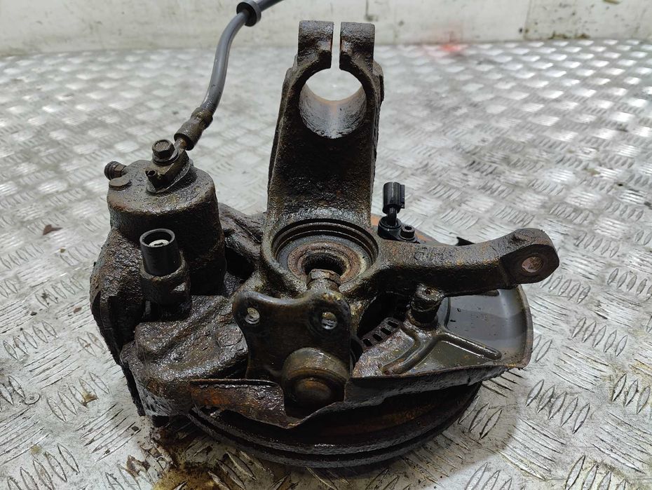Volkswagen Bora Golf IV Audi A3 8L Seat Leon I 1.6 B Zwrotnica Prawa Przednia Prawy Przód