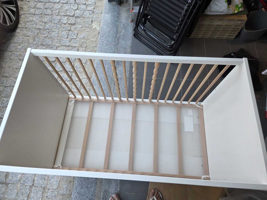 Berço IKEA com gaveta MYLLRA + Colchão e Protetor