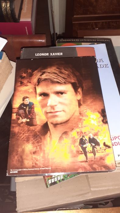 Caixa  Macgyver serie tv 6 dvds