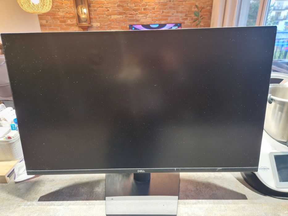 Monitor Dell 32 cale model  SE3223Q super stan