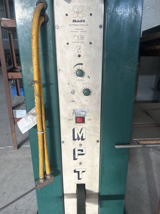 Maquina de soldar por pontos Motofil