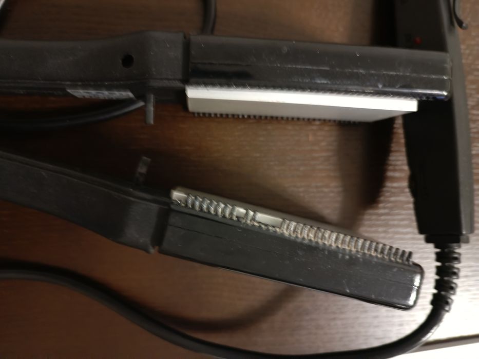 Випрямляч для волосся Scarlett