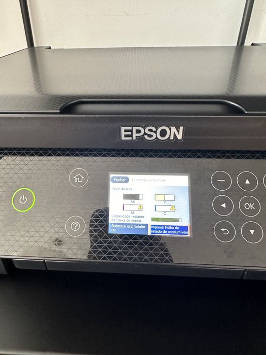 Impressora Epson XP-4200 series como nova + tinteiro preto quase cheio. Entrega em maos em Lisboa e outras zonas país