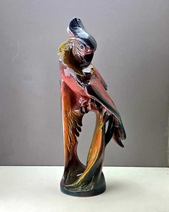 Duża figurka Papuga  wytwórnia Jihokera lata 70-te