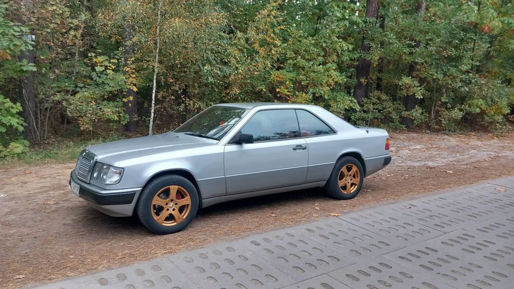 Mercedes-Benz W124