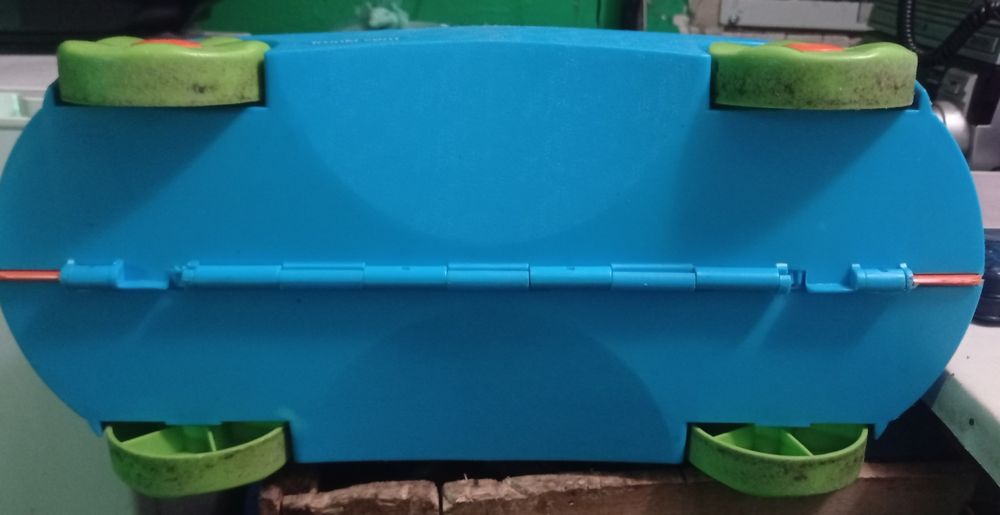 Детский чемодан  trunki.На колёсах