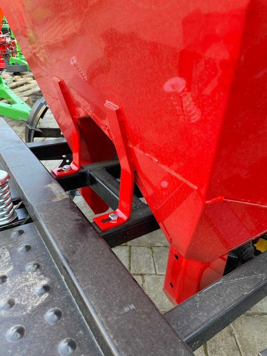 ДОСТАВКА \ Картоплесаджалка WIRAX 50см (55см)