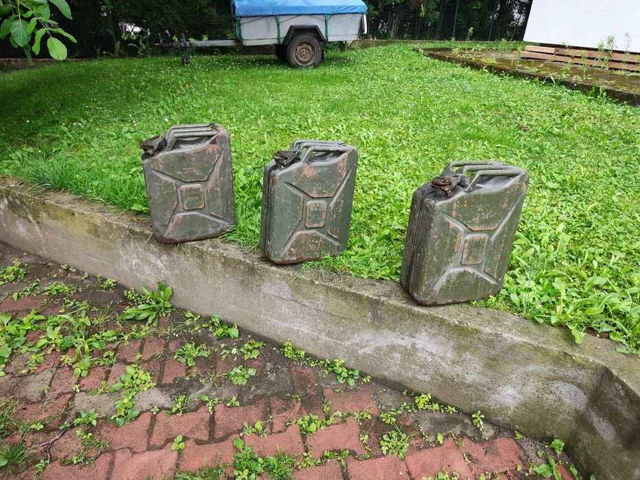 Kanistry metalowe 20l