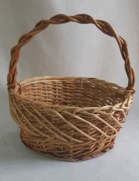 Корзинка плетеная д.21 в.10(21)