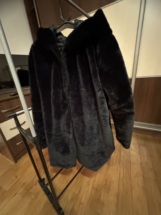 Шуба , чорна жіноча , 52-54