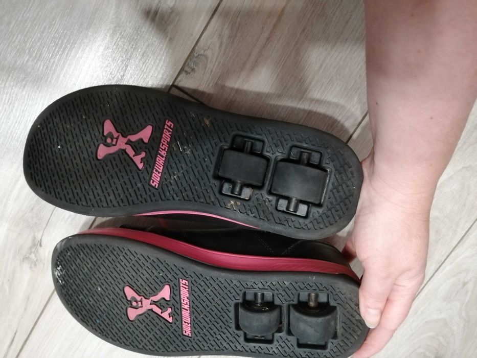 Buty z kółkami Sidewalk SPORTS r. 36,5, butorolki
